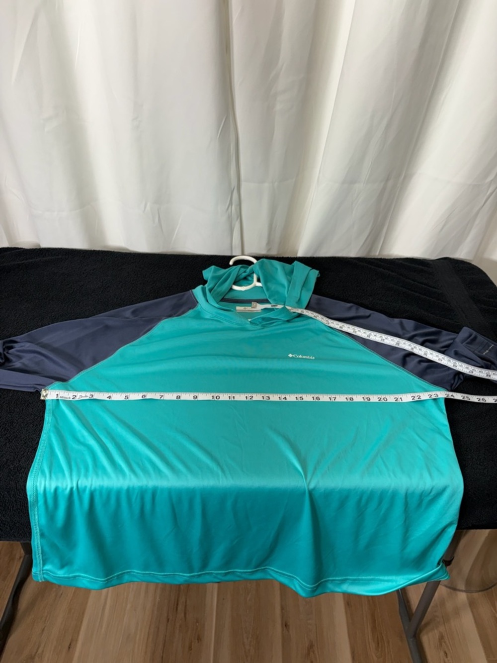 Columbia Teal Hooded Long-Sleeve Rash Guard with Navy Sleeves 2687 - Picture 8 of 11